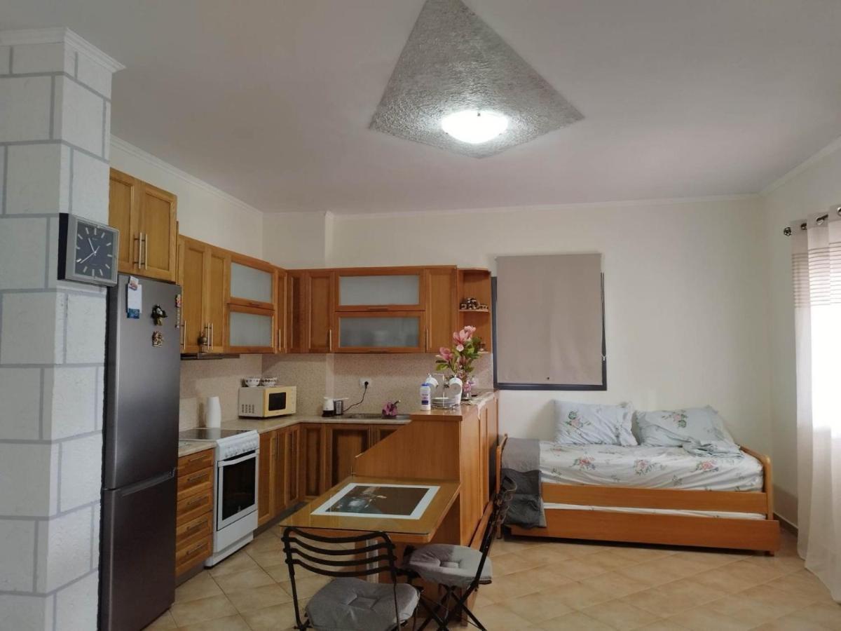 Alexander Apartment Ксаміл Екстер'єр фото